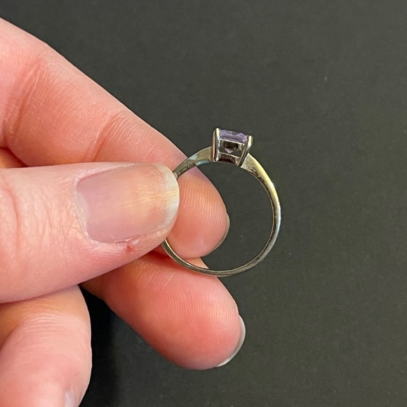 Light purple stone ring - Picture 3 of 3